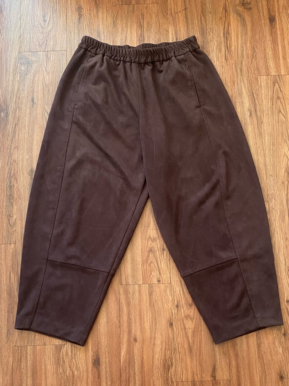 Max Studio Women’s Dark Brown Barrel Legged Pants